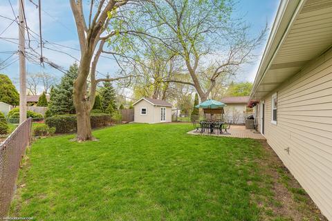 905 Pebble Dr, Wheeling, IL 60090 photo 5