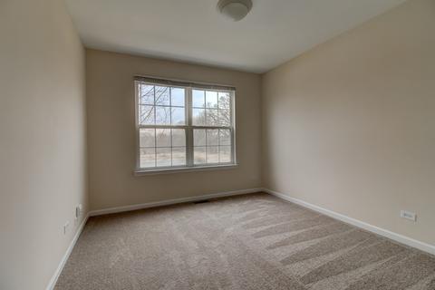 717 Morris Ct, Lakemoor, IL 60051 photo 13