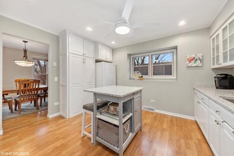 422 S Williston St, Wheaton, IL 60187 photo 8
