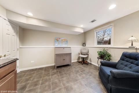 422 S Williston St, Wheaton, IL 60187 photo 13