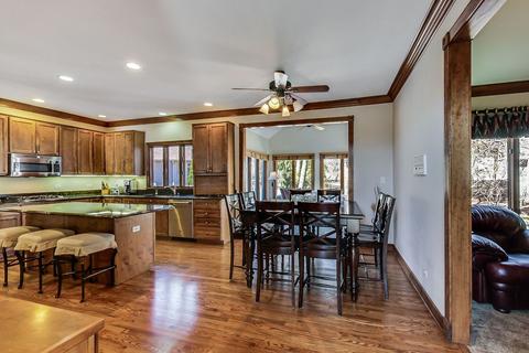 2321 Sutton Ln, Aurora, IL 60502 photo 18