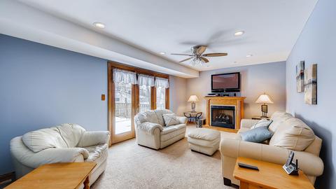770 Suffolk Ct, Hoffman Estates, IL 60192 photo 9