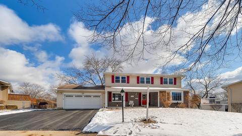 770 Suffolk Ct, Hoffman Estates, IL 60192 photo 1