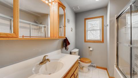 770 Suffolk Ct, Hoffman Estates, IL 60192 photo 21
