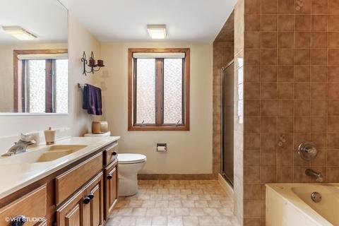 1591 Thacker St #201, Des Plaines, IL 60016 photo 10