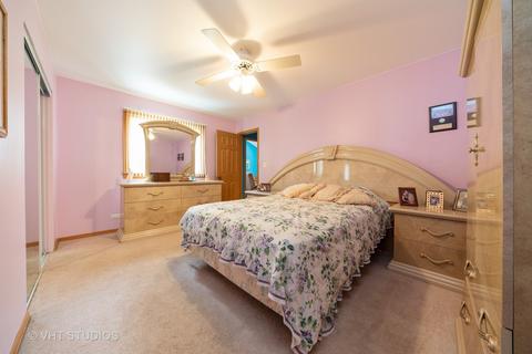 305 Glendale Ln, Hoffman Estates, IL 60169 photo 9