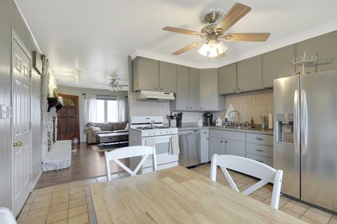 3006 W Daniel St, Champaign, IL 61821 photo 5