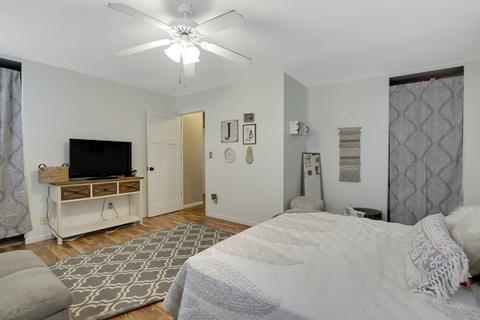 3006 W Daniel St, Champaign, IL 61821 photo 9