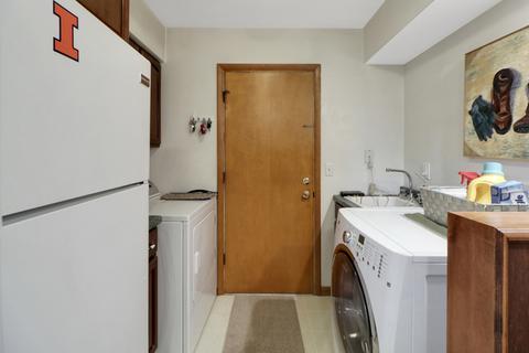 206 N White St, Sidney, IL 61877 photo 10