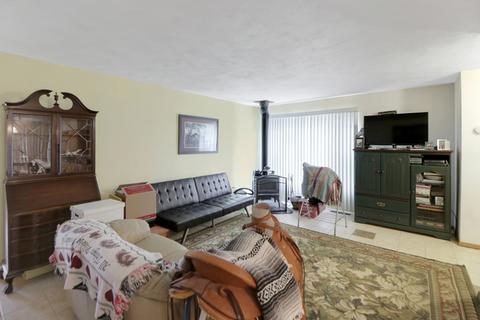 206 N White St, Sidney, IL 61877 photo 4