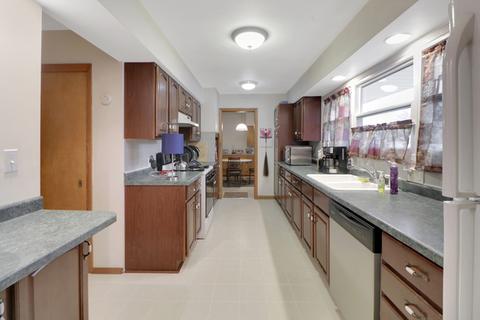 206 N White St, Sidney, IL 61877 photo 9