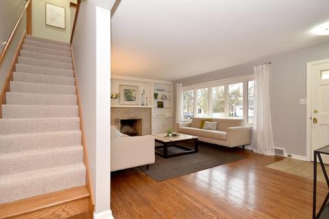 369 E Marion St, Elmhurst, IL 60126 photo 9