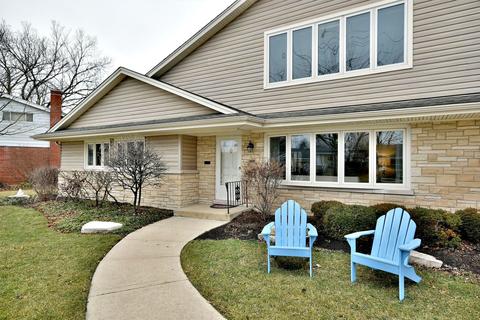 369 E Marion St, Elmhurst, IL 60126 photo 2