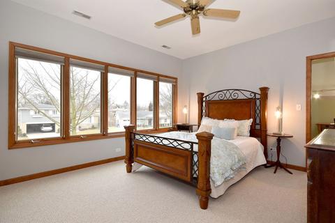 369 E Marion St, Elmhurst, IL 60126 photo 28