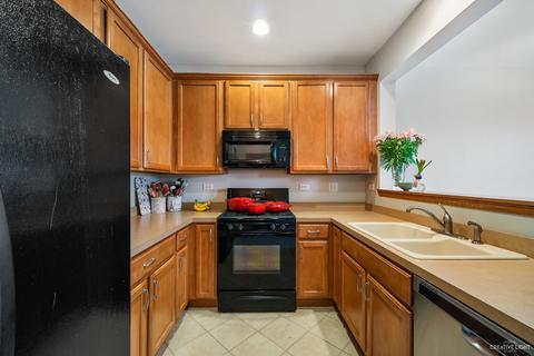 2292 Georgetown Cir, Aurora, IL 60503 photo 7