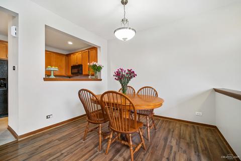 2292 Georgetown Cir, Aurora, IL 60503 photo 6