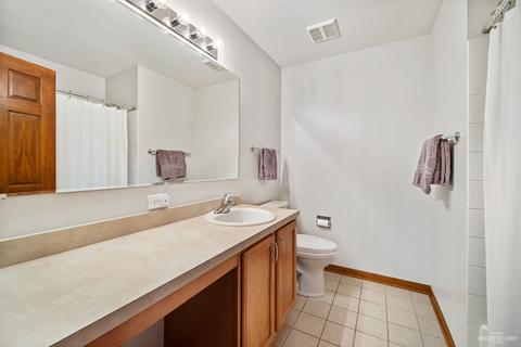2292 Georgetown Cir, Aurora, IL 60503 photo 19