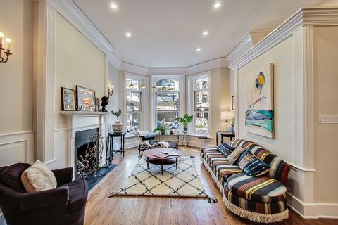 33 Elm St, Chicago, IL 60611 photo 5