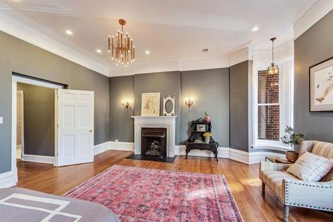 33 Elm St, Chicago, IL 60611 photo 18