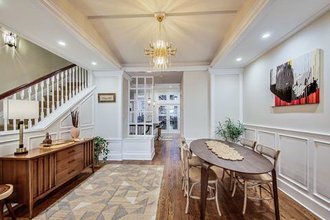 33 Elm St, Chicago, IL 60611 photo 8