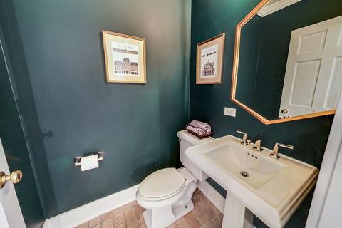 33 Elm St, Chicago, IL 60611 photo 17