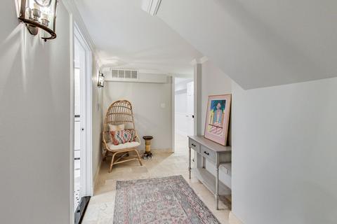 33 Elm St, Chicago, IL 60611 photo 42