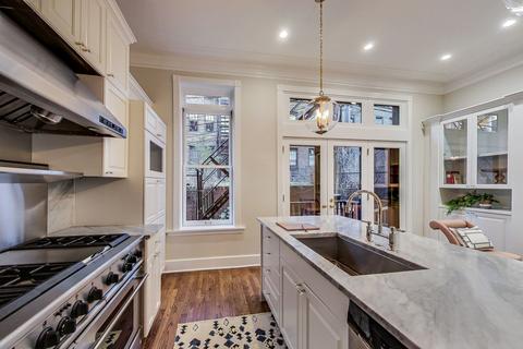 33 Elm St, Chicago, IL 60611 photo 12