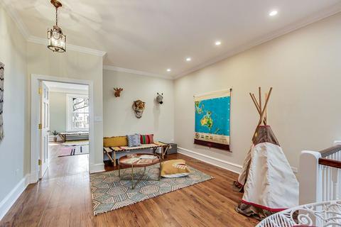 33 Elm St, Chicago, IL 60611 photo 35