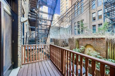 33 Elm St, Chicago, IL 60611 photo 50