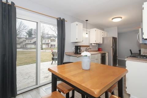 900 Perry Dr, Algonquin, IL 60102 photo 12