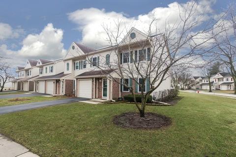 900 Perry Dr, Algonquin, IL 60102 photo 2
