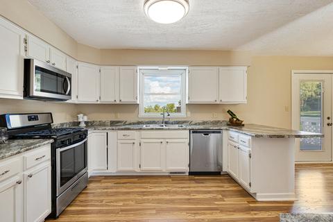 1908 Menge Rd, Marengo, IL 60152 photo 12