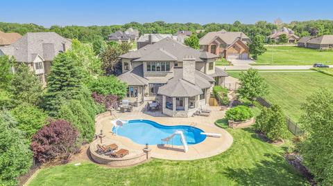 24849 Barolo Dr, Plainfield, IL 60586 photo 2