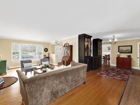 433 W Prairie Ave, Wheaton, IL 60187 photo 4
