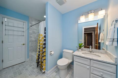 1323 Irving Ave, Wheaton, IL 60187 photo 27