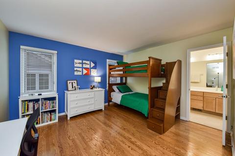 1323 Irving Ave, Wheaton, IL 60187 photo 23
