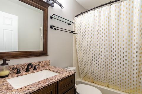 1950 Gleneagle Cir, Elgin, IL 60123 photo 11