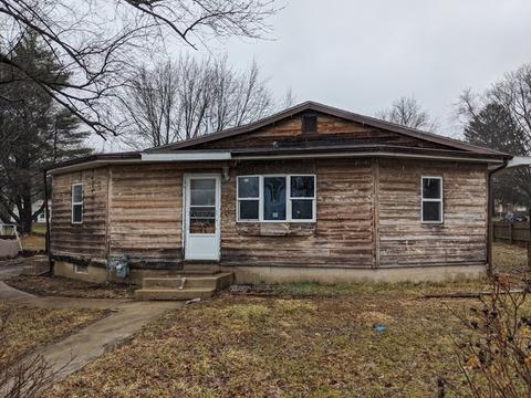 320 W Main St, Mount Morris, IL 61054 photo 1