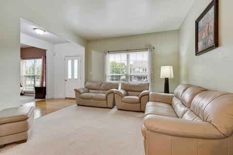145 Hearthstone Dr, Bartlett, IL 60103 photo 4