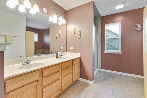 145 Hearthstone Dr, Bartlett, IL 60103 photo 16