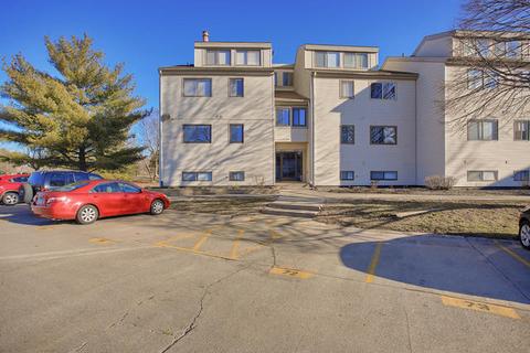 1923 Melrose Dr #B, Champaign, IL 61820 photo 1