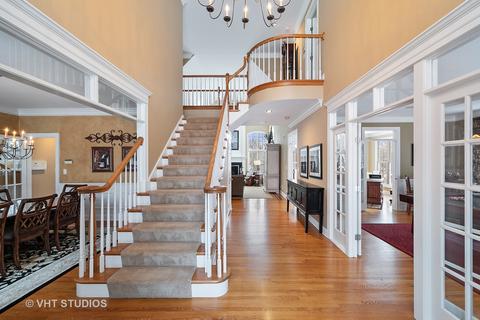 23338 N Chesapeake Dr, Lake Barrington, IL 60010 photo 2