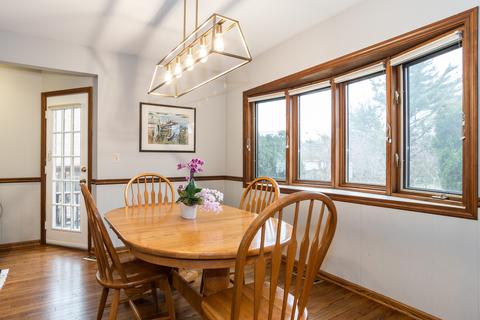 357 E Sherman Ave, Elmhurst, IL 60126 photo 9