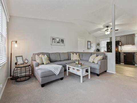 110 Nottingham Chase, Normal, IL 61761 photo 4