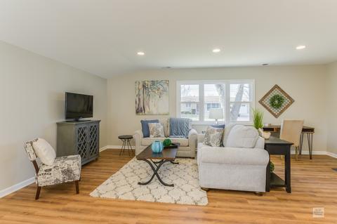 414 E Park St, Plano, IL 60545 photo 4