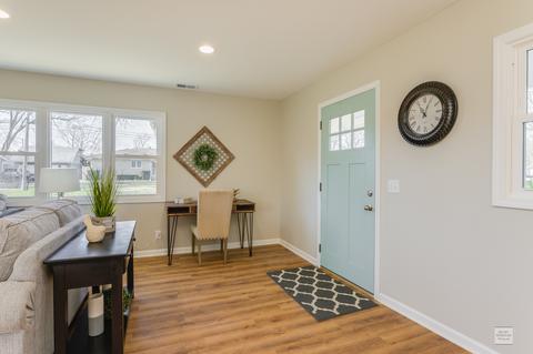 414 E Park St, Plano, IL 60545 photo 2