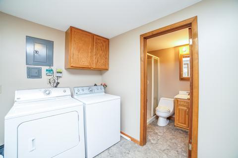 1058 N Main Ave, Kankakee, IL 60901 photo 20