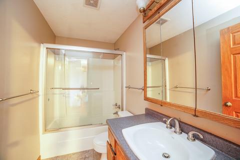 1058 N Main Ave, Kankakee, IL 60901 photo 19
