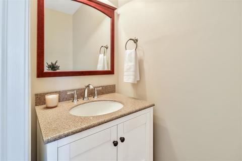 1330 Deerfield Ln, Bartlett, IL 60103 photo 14