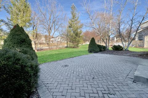 1330 Deerfield Ln, Bartlett, IL 60103 photo 24